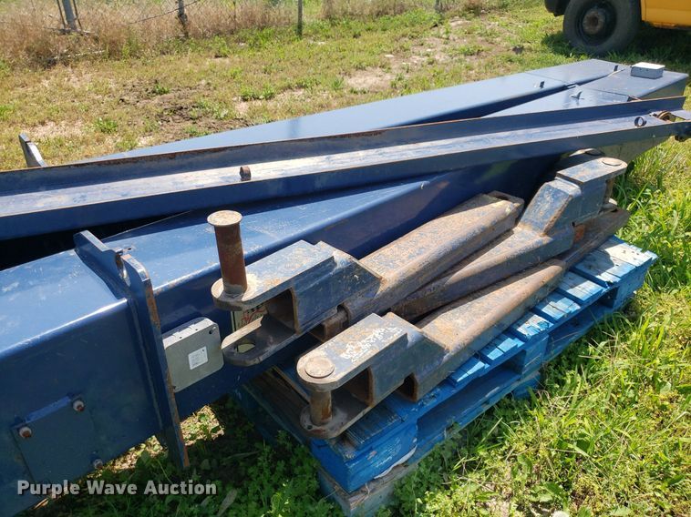 image for item DP8027 Titan Auto Lifts T11-9SC  two post automotive lift