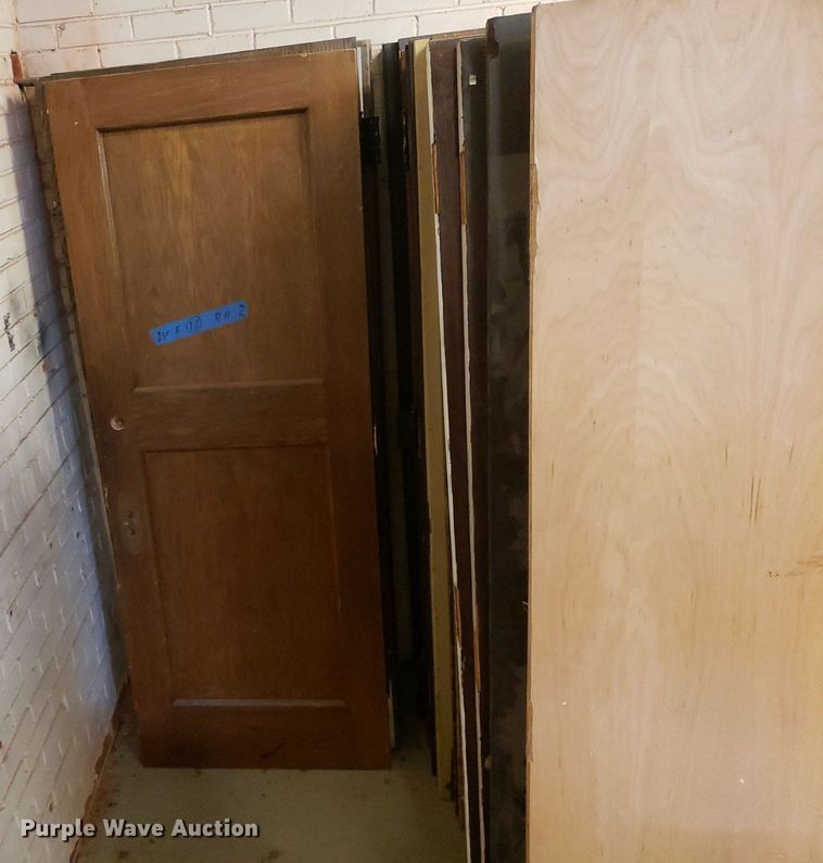 image for item DP8037 (33) doors and frames