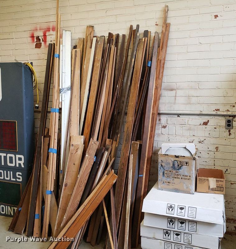 image for item DP8037 (33) doors and frames