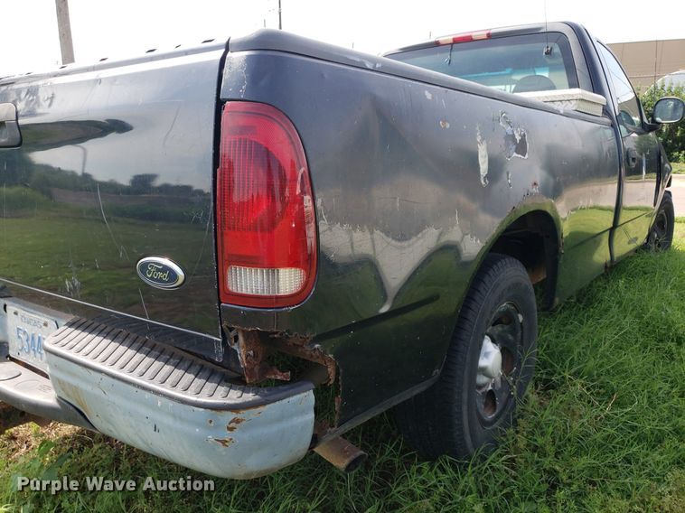 image for item DP8039 2000 Ford F150  pickup truck