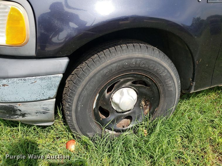 image for item DP8039 2000 Ford F150  pickup truck