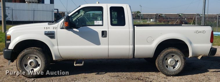 image for item DP8049 2010 Ford F250 Super Duty  SuperCab pickup truck