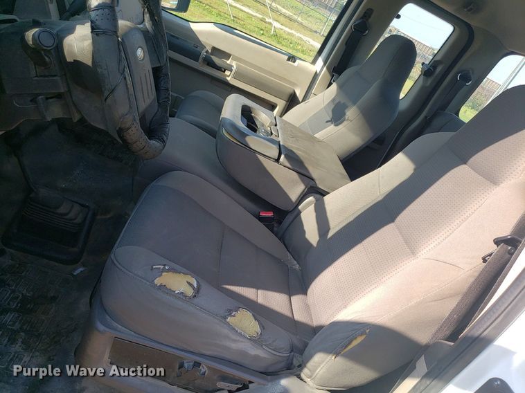 image for item DP8049 2010 Ford F250 Super Duty  SuperCab pickup truck