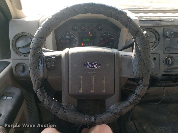 image for item DP8049 2010 Ford F250 Super Duty  SuperCab pickup truck