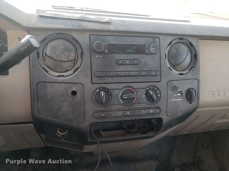 image for item DP8049 2010 Ford F250 Super Duty  SuperCab pickup truck