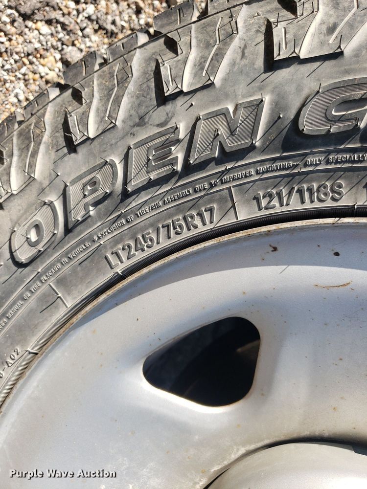 image for item DP8049 2010 Ford F250 Super Duty  SuperCab pickup truck