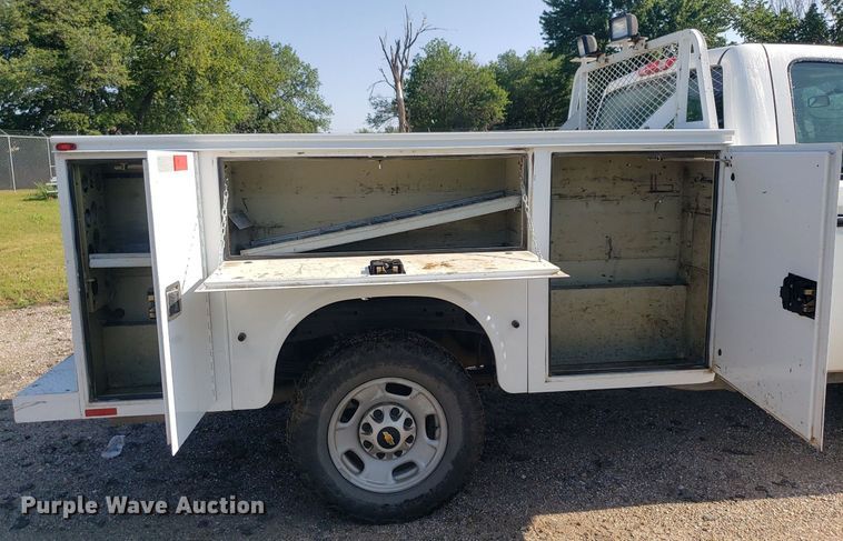 image for item DP8050 2012 Chevrolet Silverado 2500HD  utility bed pickup truck