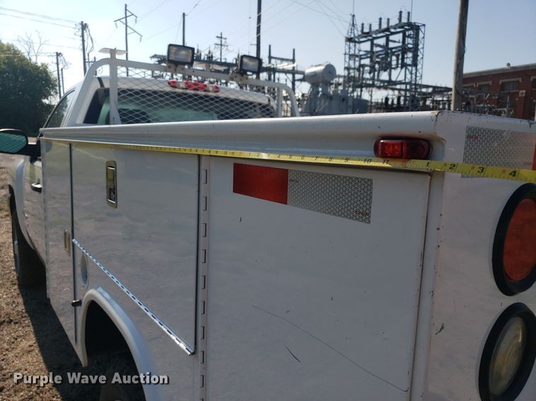 image for item DP8050 2012 Chevrolet Silverado 2500HD  utility bed pickup truck