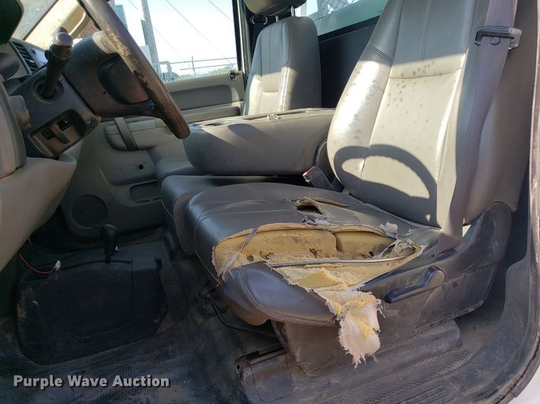 image for item DP8050 2012 Chevrolet Silverado 2500HD  utility bed pickup truck