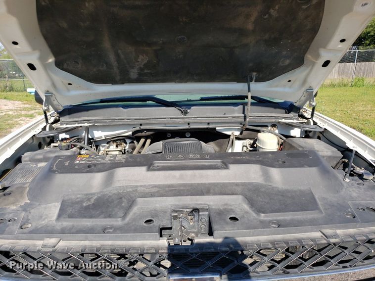 image for item DP8050 2012 Chevrolet Silverado 2500HD  utility bed pickup truck