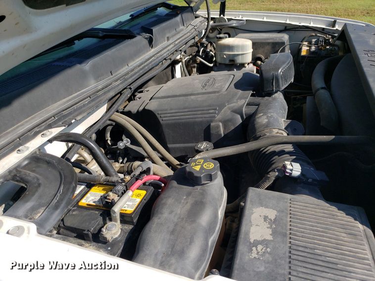 image for item DP8050 2012 Chevrolet Silverado 2500HD  utility bed pickup truck