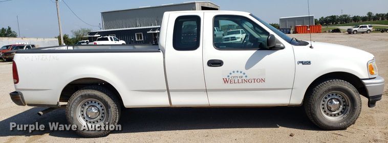 image for item DP8052 1998 Ford F150  SuperCab pickup truck