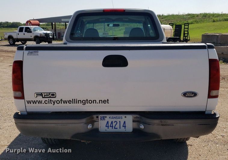 image for item DP8052 1998 Ford F150  SuperCab pickup truck