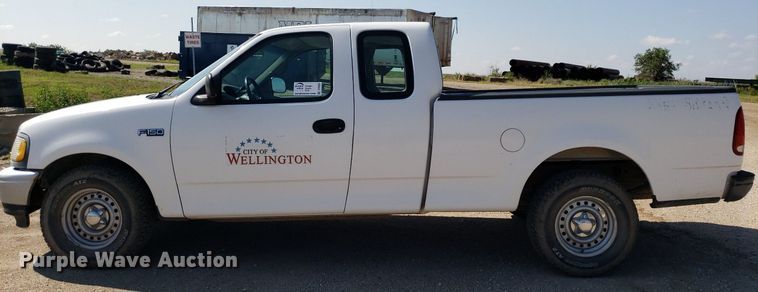 image for item DP8052 1998 Ford F150  SuperCab pickup truck