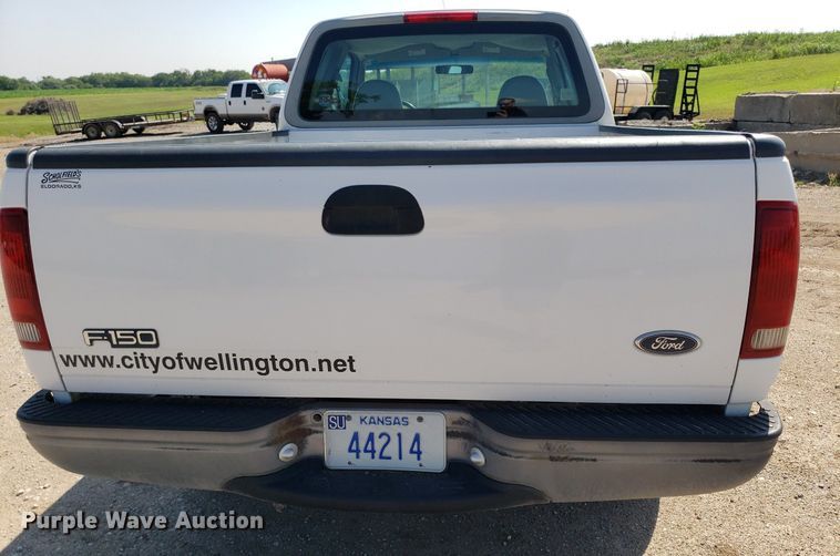 image for item DP8052 1998 Ford F150  SuperCab pickup truck