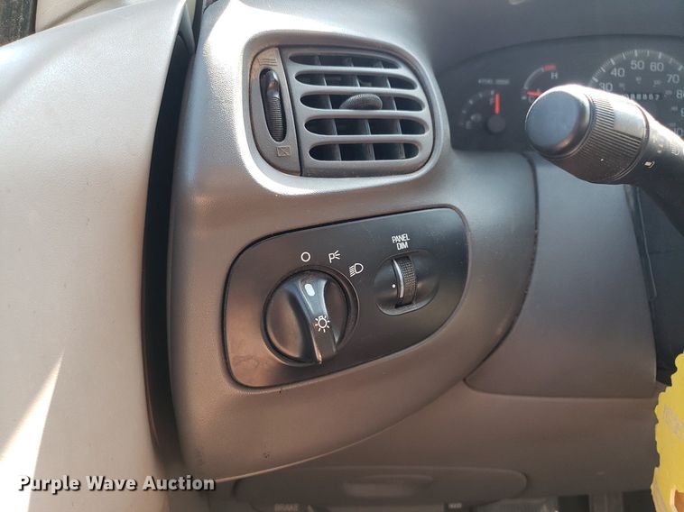 image for item DP8052 1998 Ford F150  SuperCab pickup truck