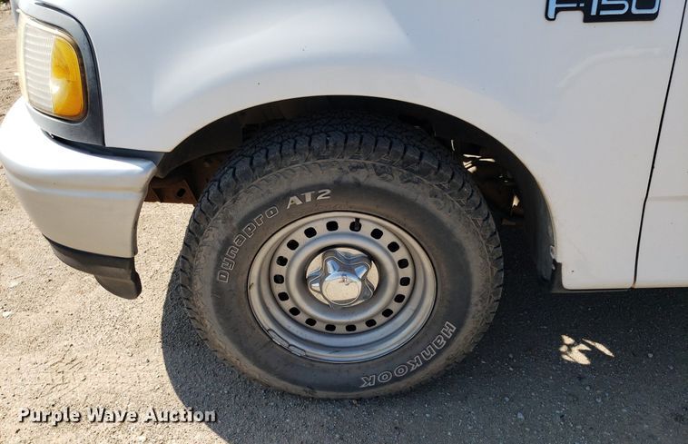 image for item DP8052 1998 Ford F150  SuperCab pickup truck