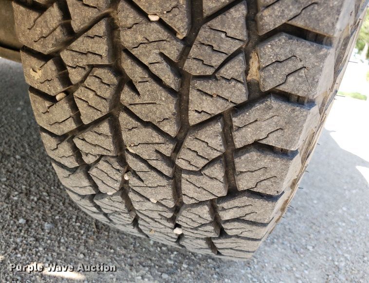 image for item DP8052 1998 Ford F150  SuperCab pickup truck