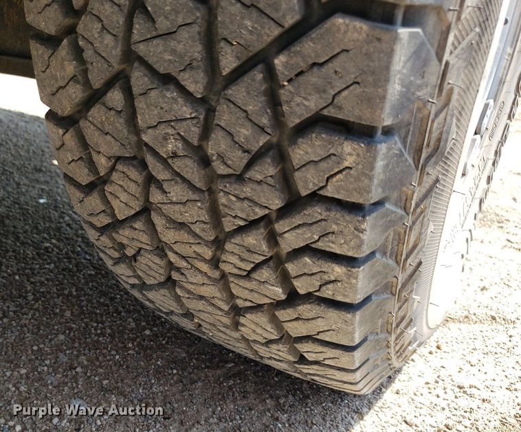 image for item DP8052 1998 Ford F150  SuperCab pickup truck