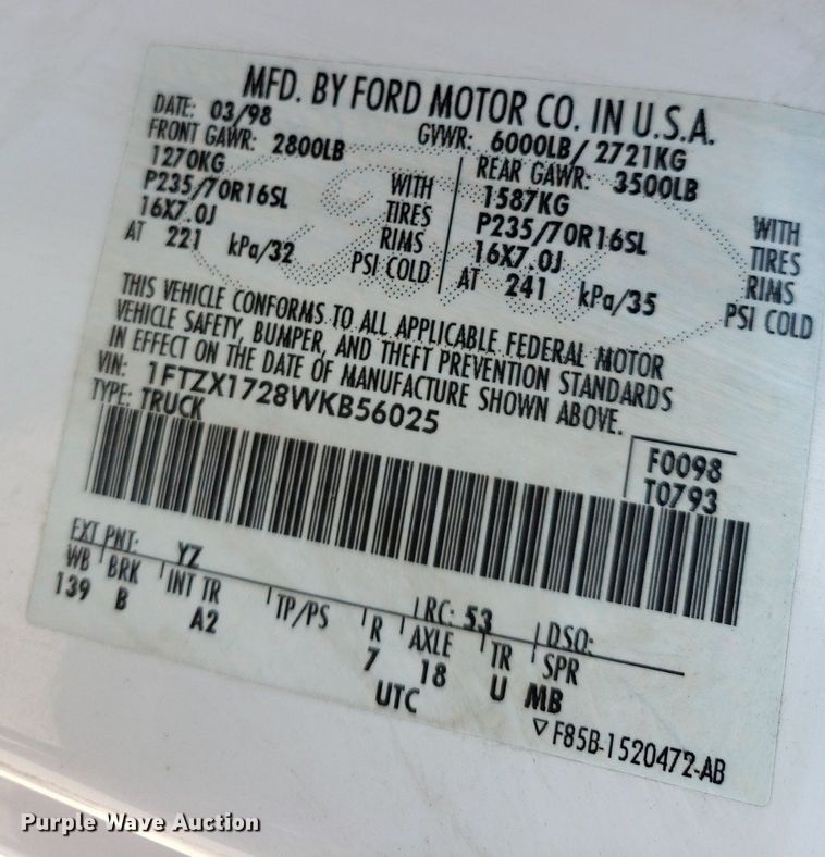 image for item DP8052 1998 Ford F150  SuperCab pickup truck