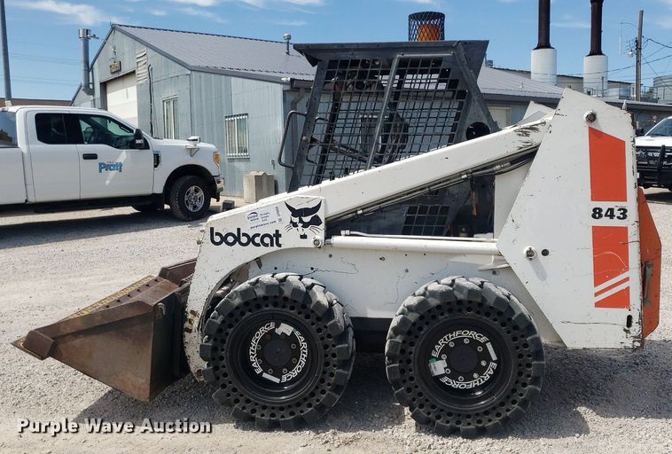 image for item DP8058 1990 Bobcat 843  skid steer loader