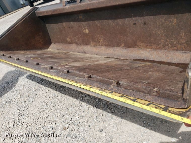 image for item DP8058 1990 Bobcat 843  skid steer loader