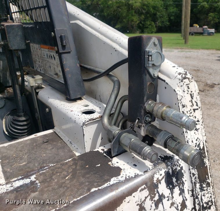 image for item DP8058 1990 Bobcat 843  skid steer loader