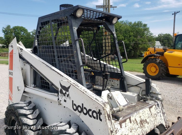 image for item DP8058 1990 Bobcat 843  skid steer loader