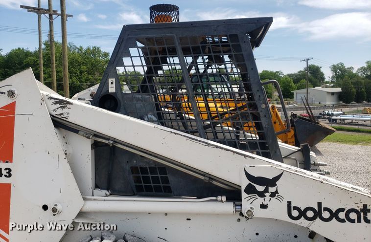 image for item DP8058 1990 Bobcat 843  skid steer loader