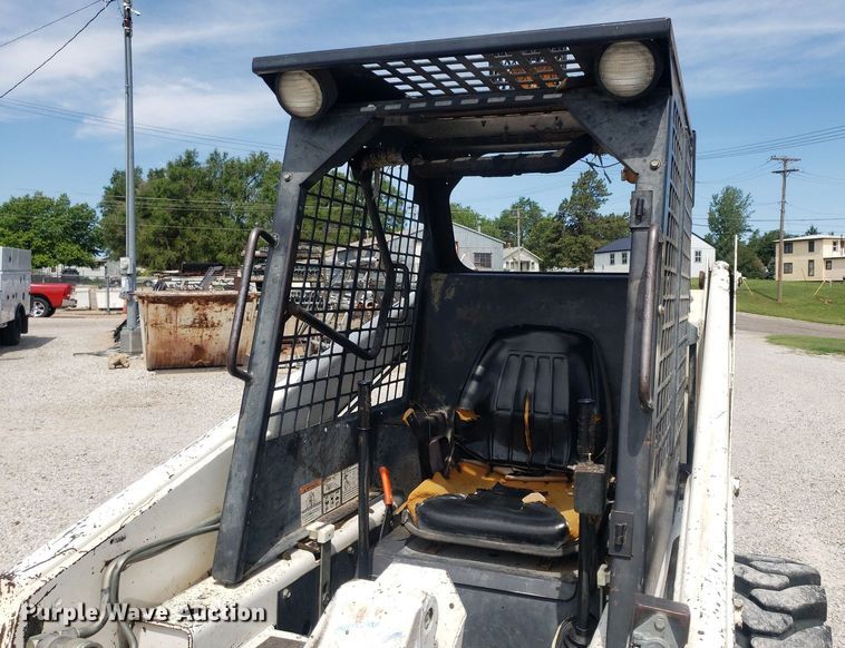 image for item DP8058 1990 Bobcat 843  skid steer loader