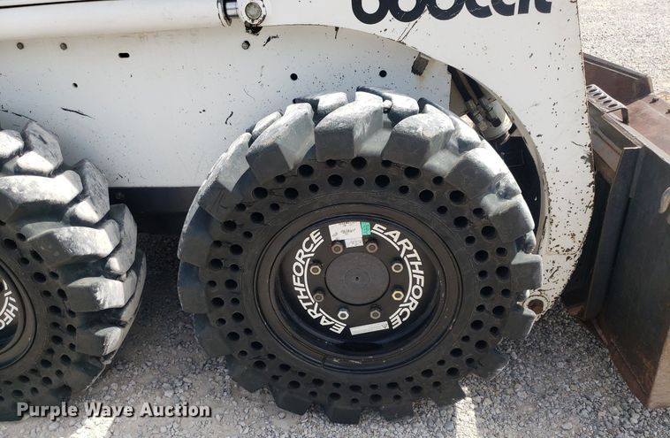 image for item DP8058 1990 Bobcat 843  skid steer loader