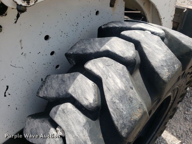 image for item DP8058 1990 Bobcat 843  skid steer loader