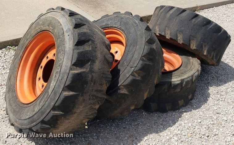 image for item DP8058 1990 Bobcat 843  skid steer loader