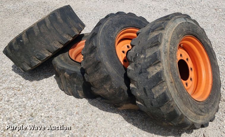 image for item DP8058 1990 Bobcat 843  skid steer loader