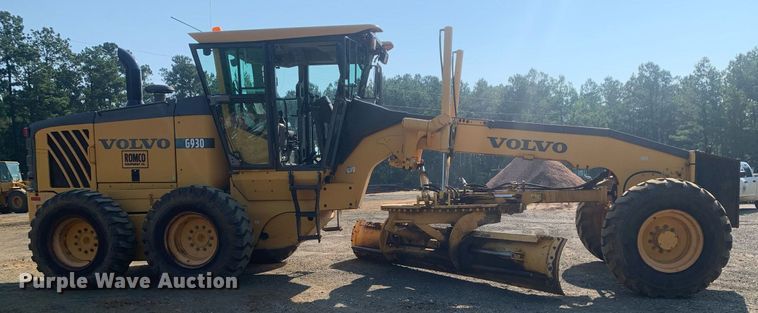 image for item DP8656 2007 Volvo G930  motor grader