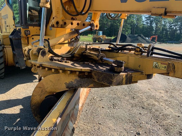 image for item DP8656 2007 Volvo G930  motor grader