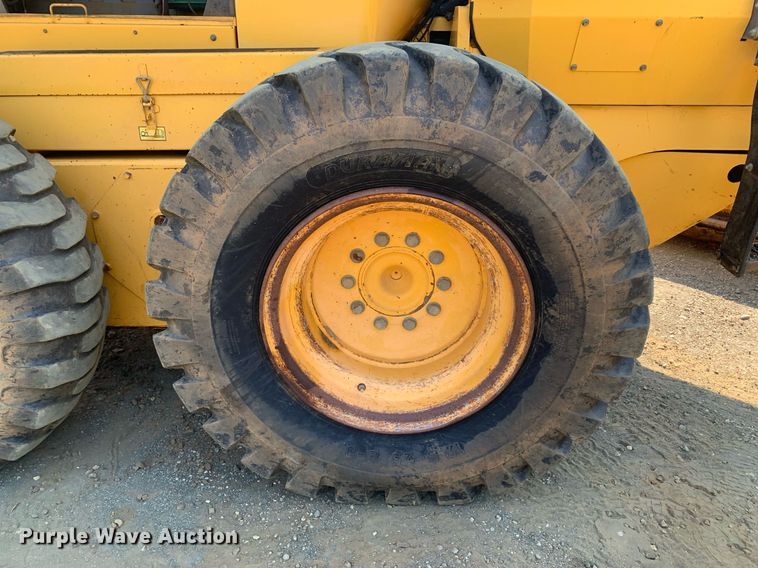 image for item DP8656 2007 Volvo G930  motor grader