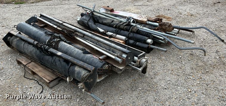 image for item IA9214 (4) roll tarps