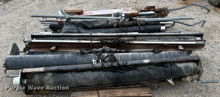 image for item IA9214 (4) roll tarps