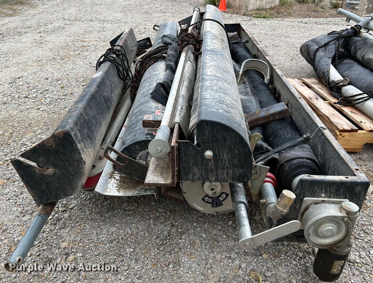 image for item IA9214 (4) roll tarps