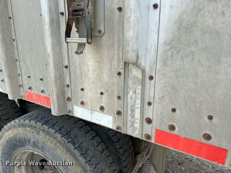 image for item II9019 2001 Wilkens 50130A0TW  walking floor trailer