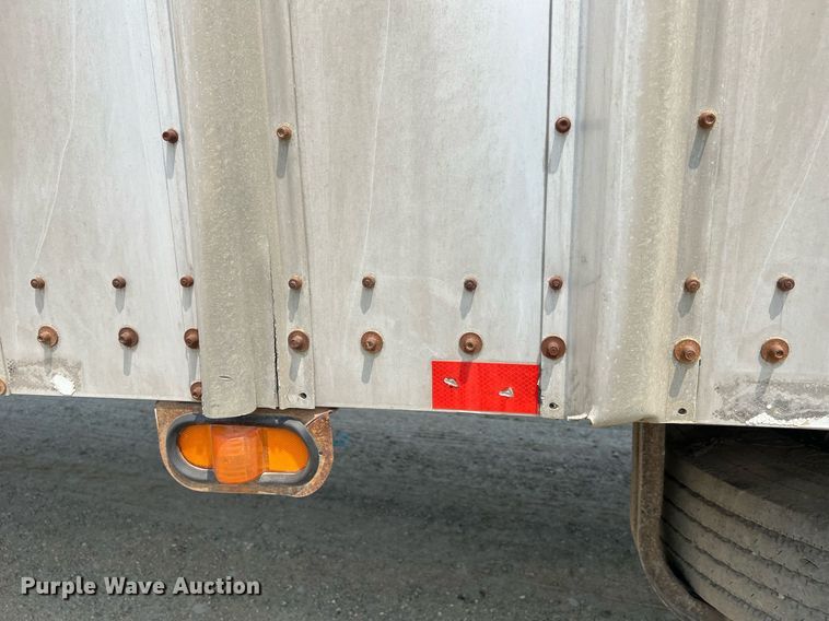 image for item II9019 2001 Wilkens 50130A0TW  walking floor trailer