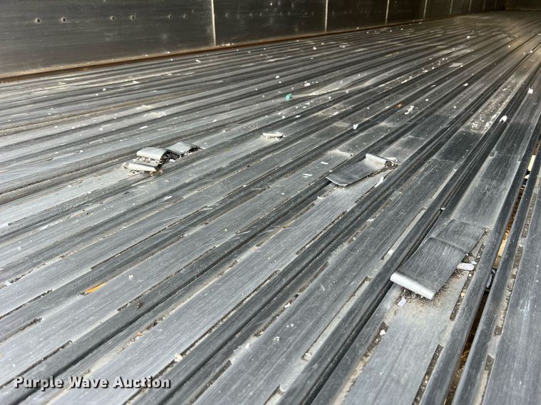 image for item II9019 2001 Wilkens 50130A0TW  walking floor trailer