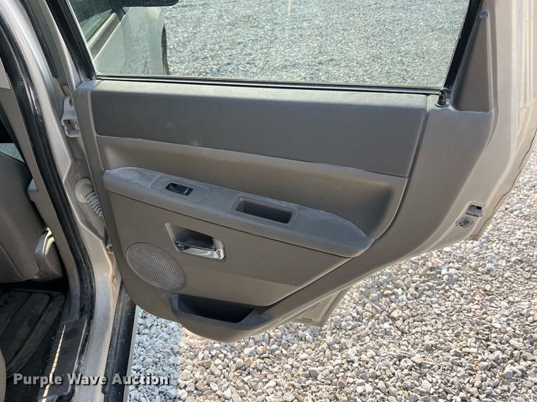 image for item II9147 2009 Jeep Grand Cherokee Laredo  SUV