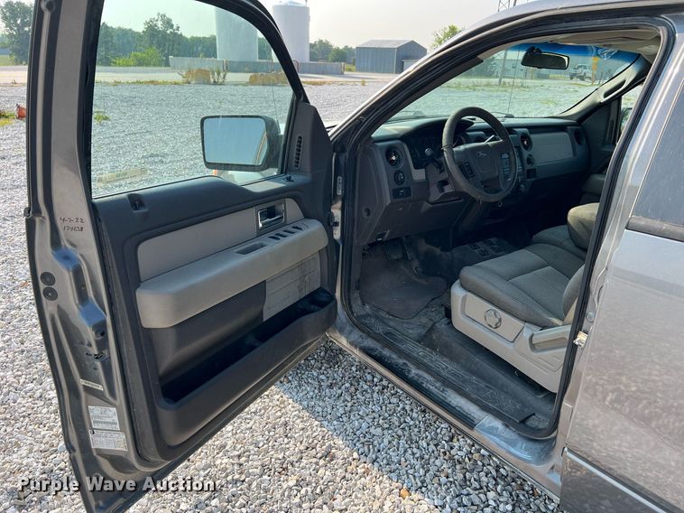 image for item II9149 2010 Ford F150 XL  SuperCrew pickup truck