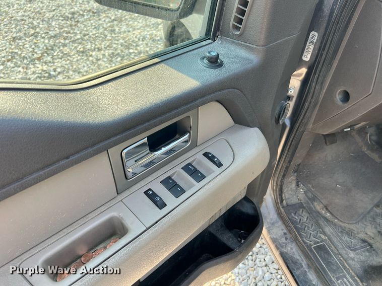 image for item II9149 2010 Ford F150 XL  SuperCrew pickup truck