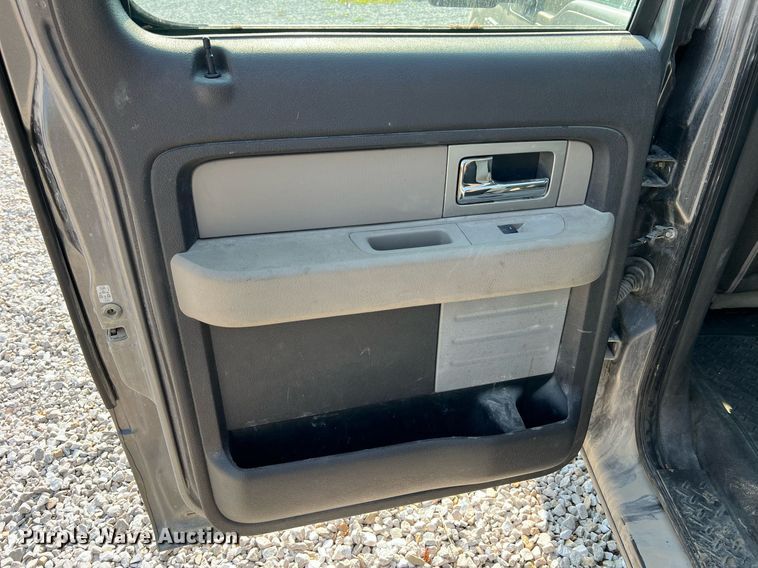 image for item II9149 2010 Ford F150 XL  SuperCrew pickup truck