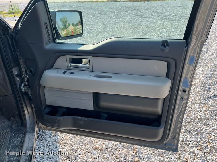 image for item II9149 2010 Ford F150 XL  SuperCrew pickup truck