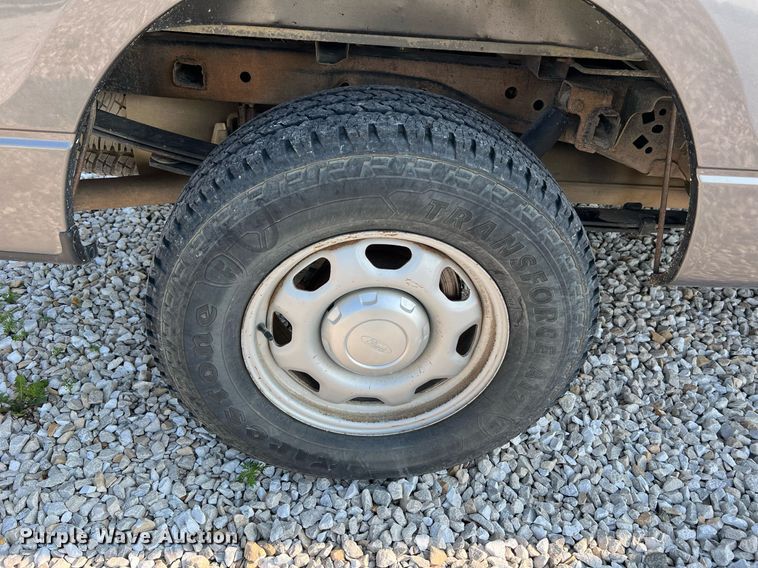 image for item II9149 2010 Ford F150 XL  SuperCrew pickup truck