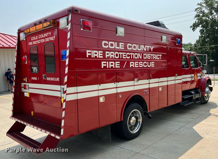 image for item II9156 1997 International 4700  rescue vehicle